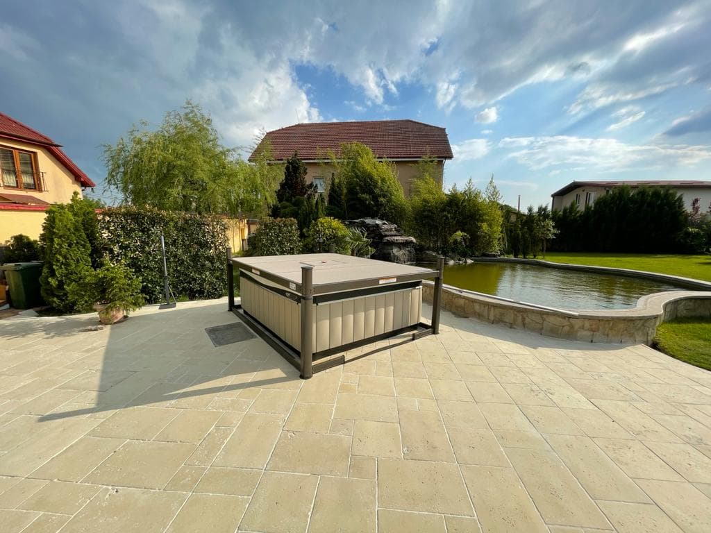 Cadă cu hidromasaj Caldera Spas® Cantabria – Satu Mare 3
