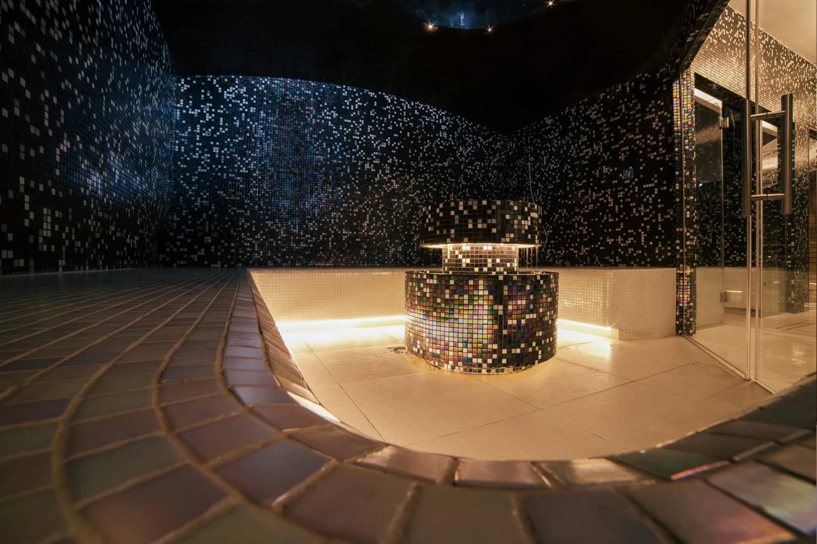 Centru Spa & Wellness – Forest Retreat & Spa Oveselu 8