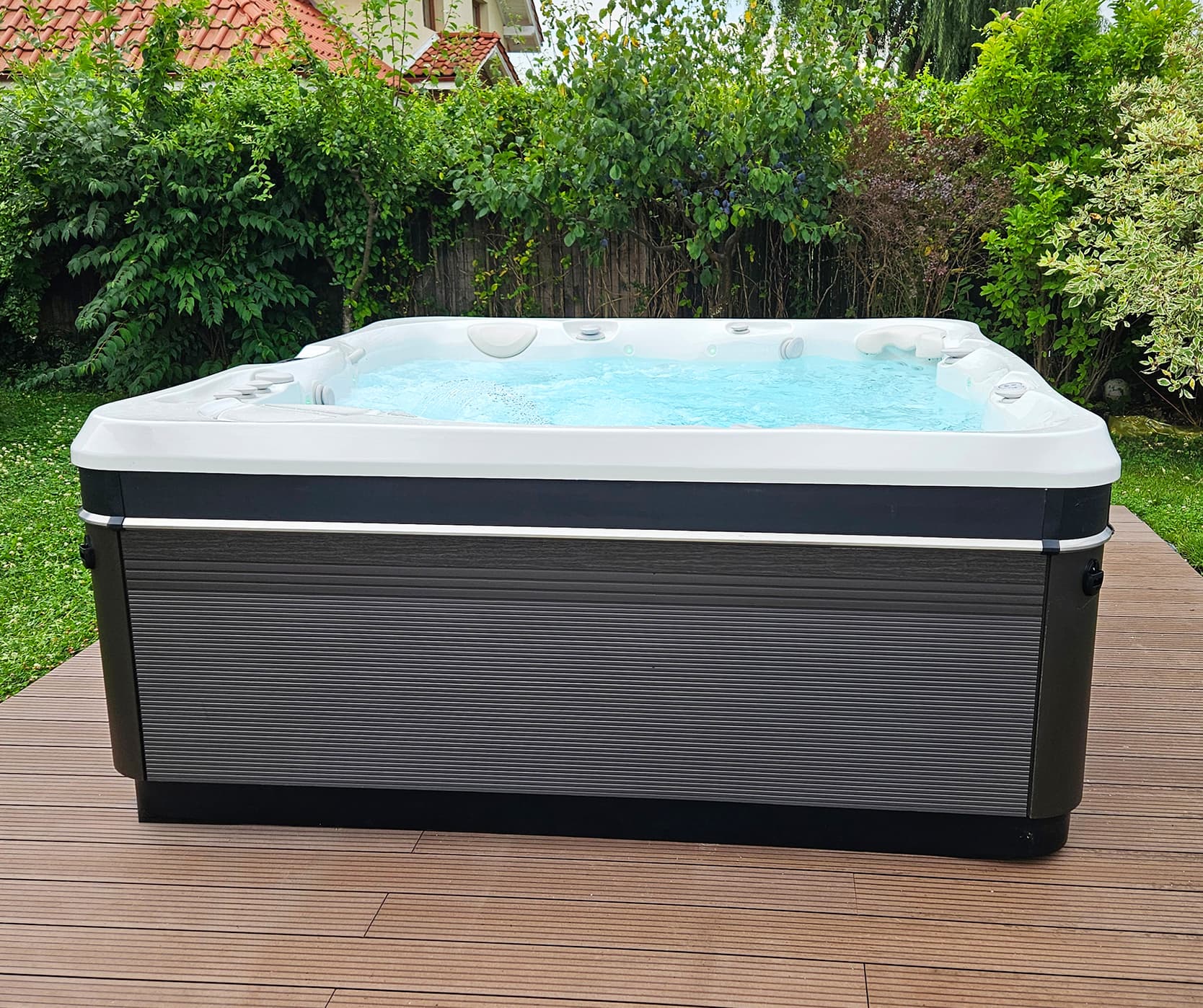Cadă cu hidromasaj Caldera Spas® Geneva – Proiect Hidrostyle  în Ilfov 3
