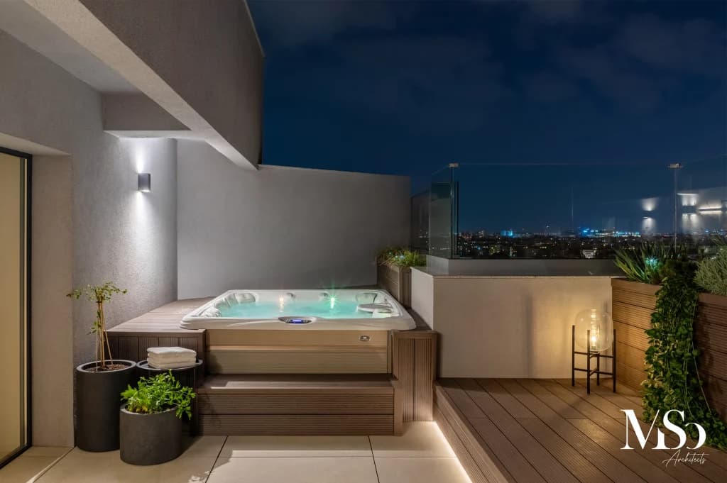 Cadă cu hidromasaj Caldera Spas® Martinique – București