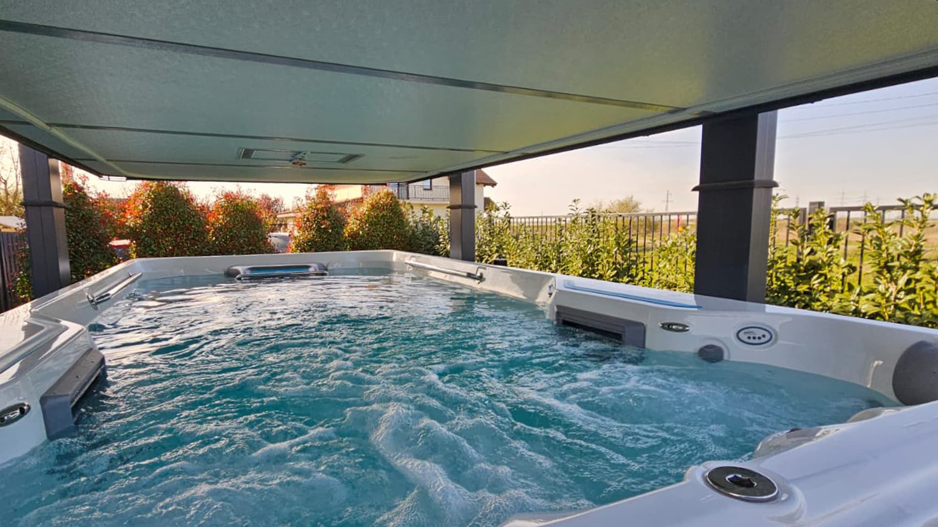 Swim Spa Endless Pools E500, Saună Finlandeză Salvos și 2 Saune cu Infraroșu